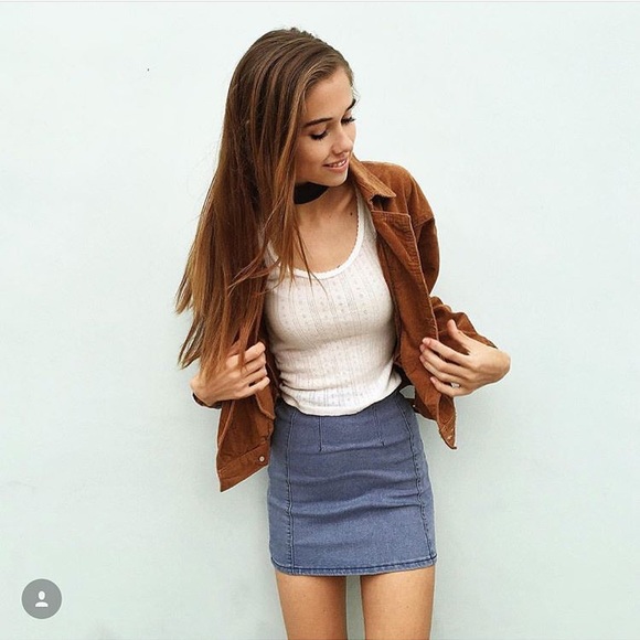 NEW RARE Brandy Melville Blue Denim Justina Skirt - Picture 8 of 8